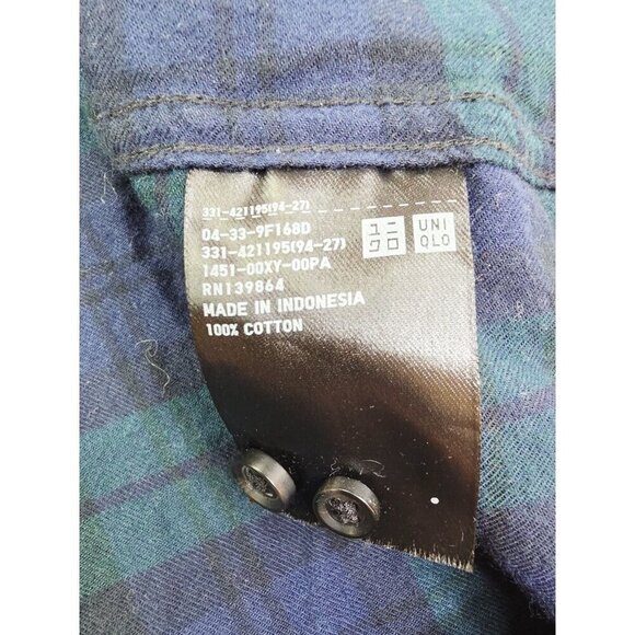 Uniqlo Size Medium Green Navy Plaid Flannel Men's Button Down Long Sleeve Shirt - Picture 6 of 9